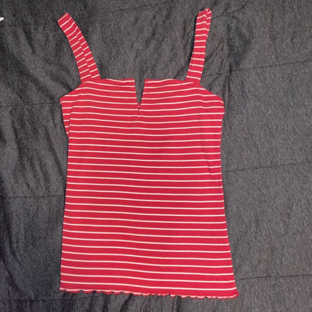 Aeropostale tank top.